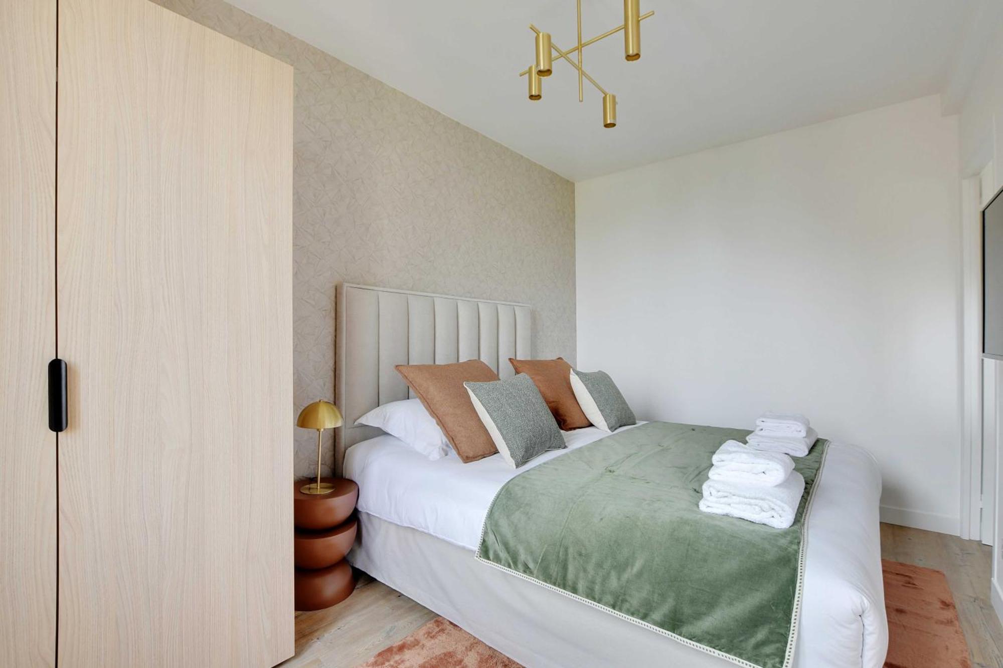 Cosy Apartment - 1Bdr For 3P - อีวรี-ซูร์-แซ็น ภายนอก รูปภาพ