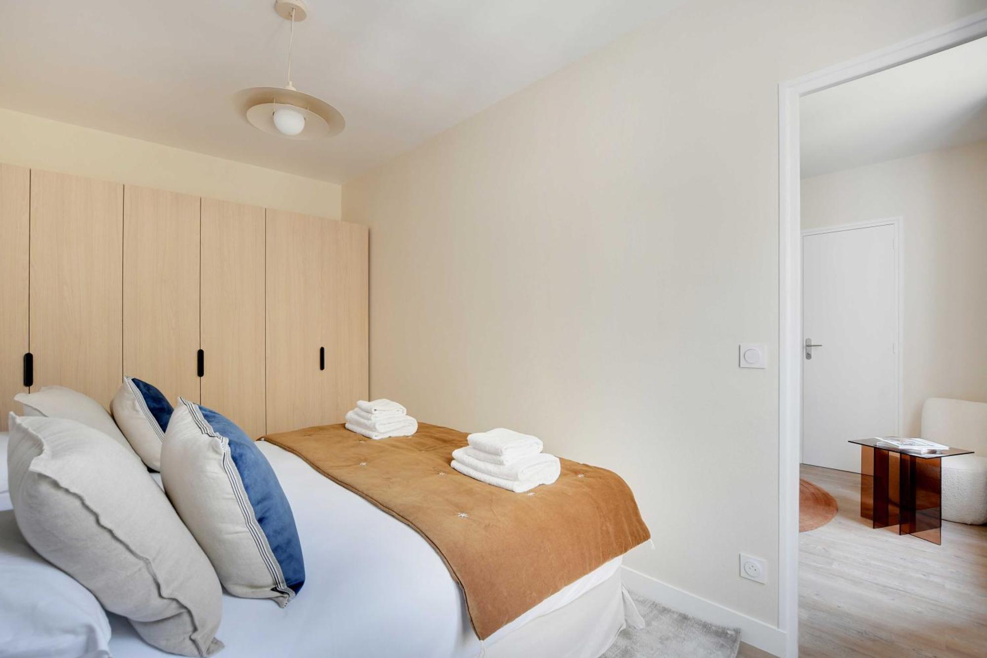 Cosy Apartment - 1Bdr For 3P - อีวรี-ซูร์-แซ็น ภายนอก รูปภาพ